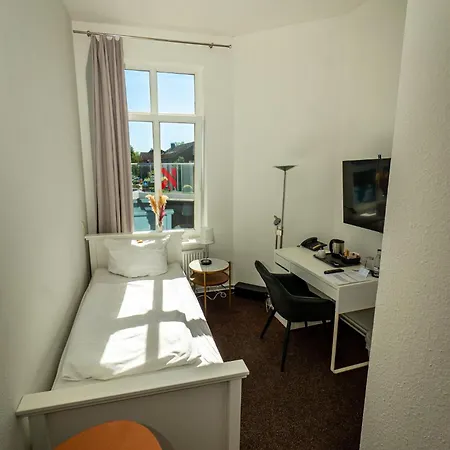 Hotel Adler & Eventlocation Gmbh Itzehoe